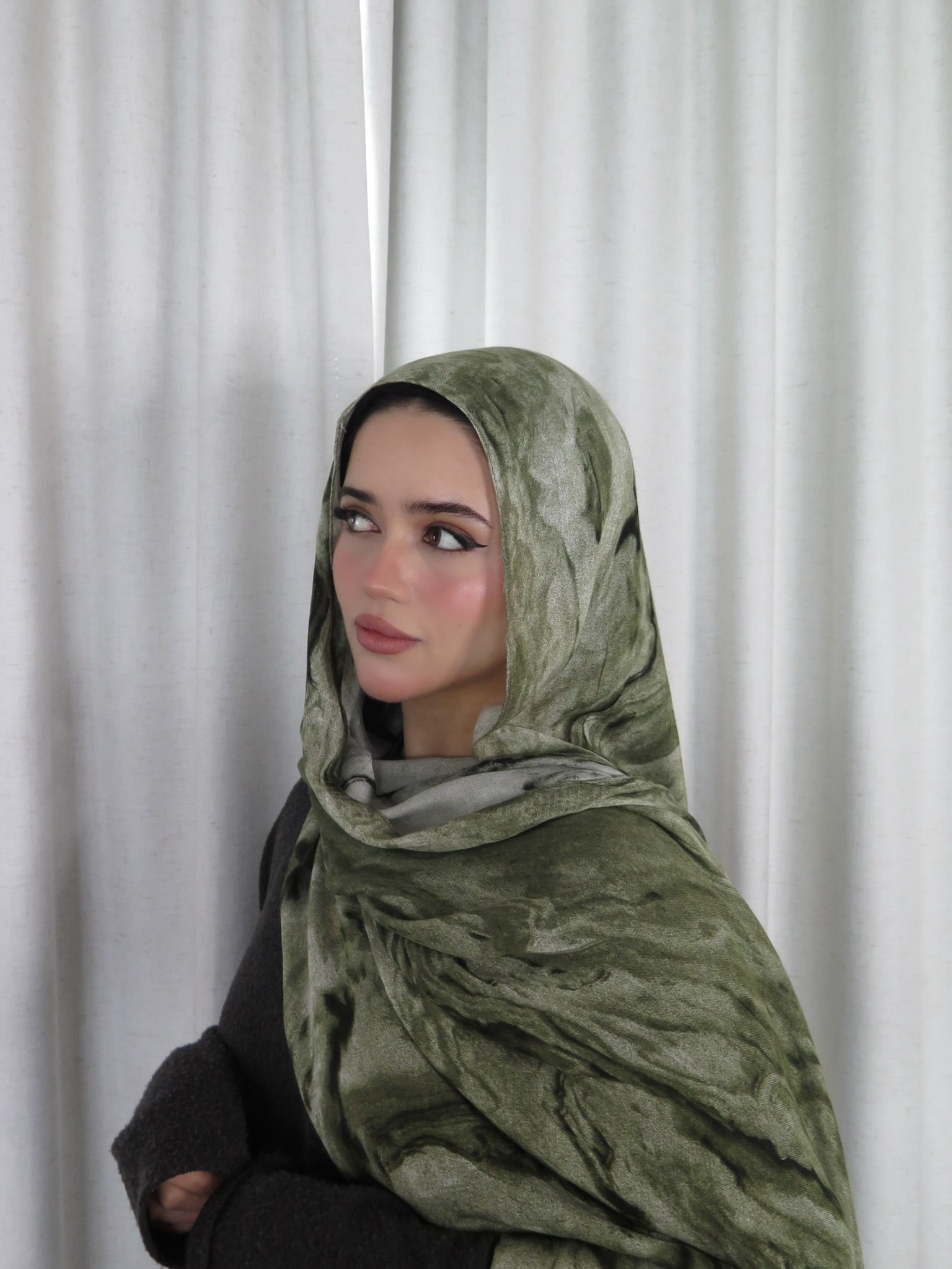 Modal shade "Olive Moss"