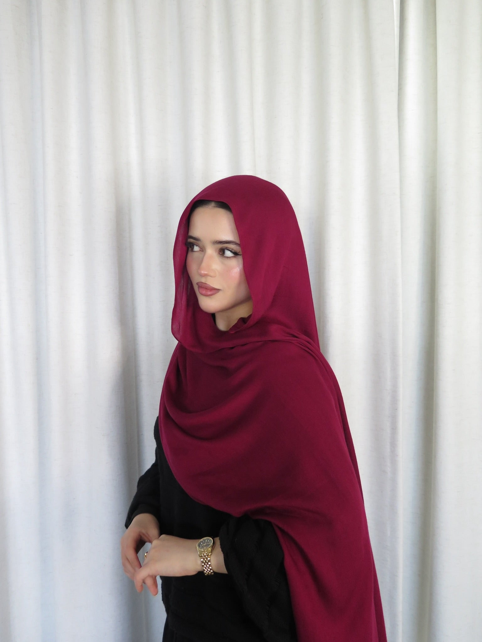 Modal shade "Berry"