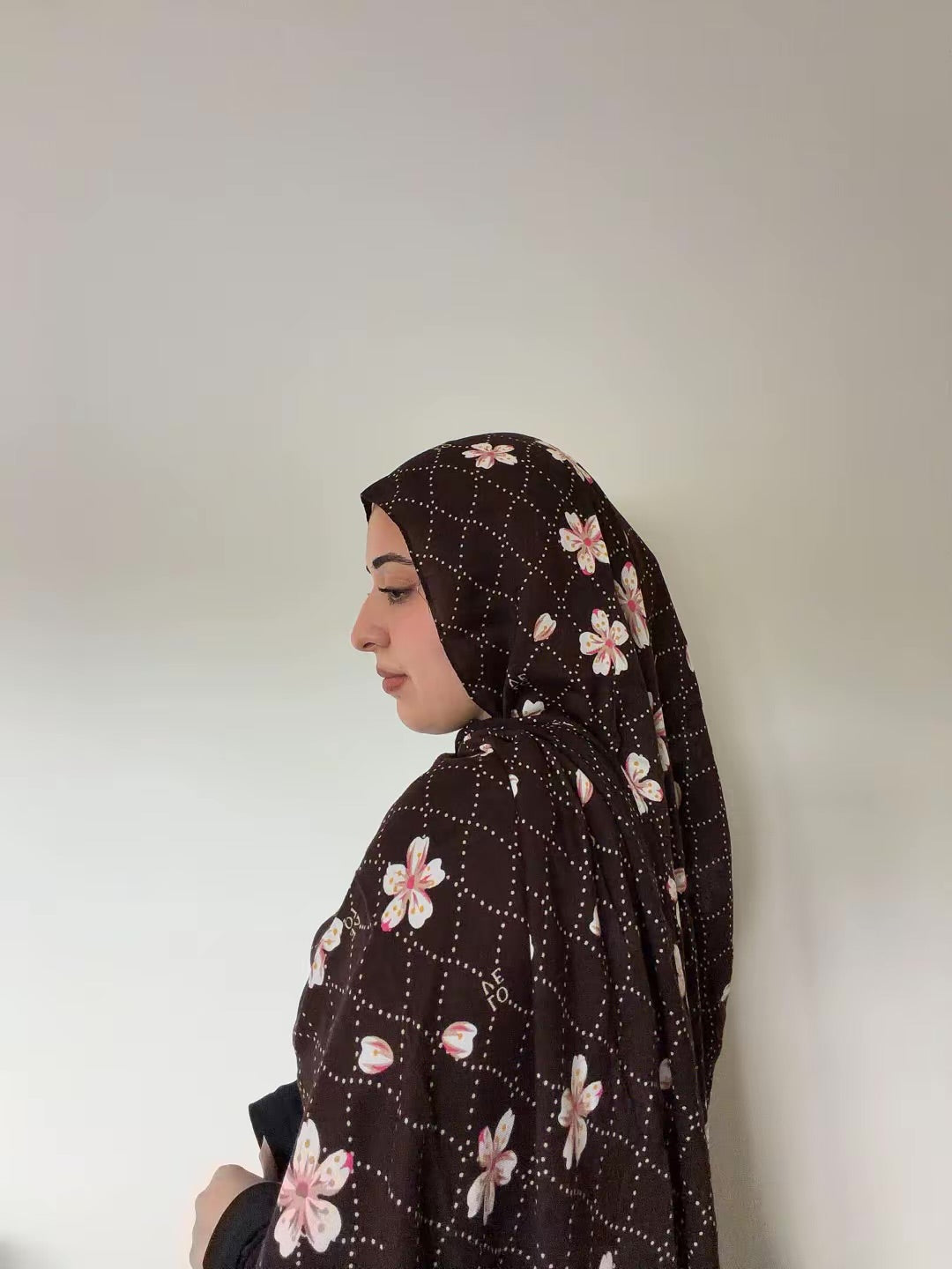 Modal shade “Chocolate Blossom”