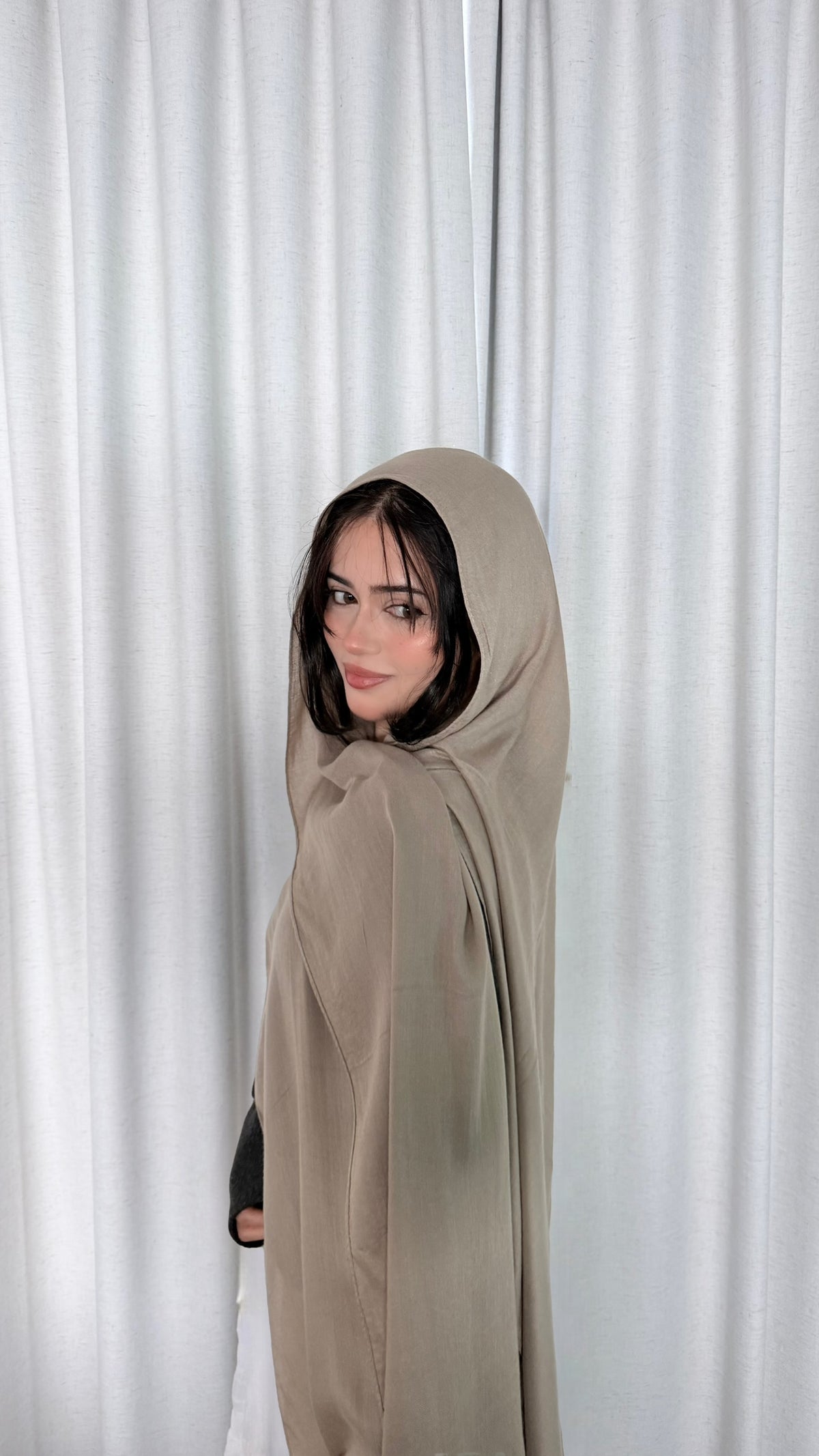 Modal shade "Tahini"