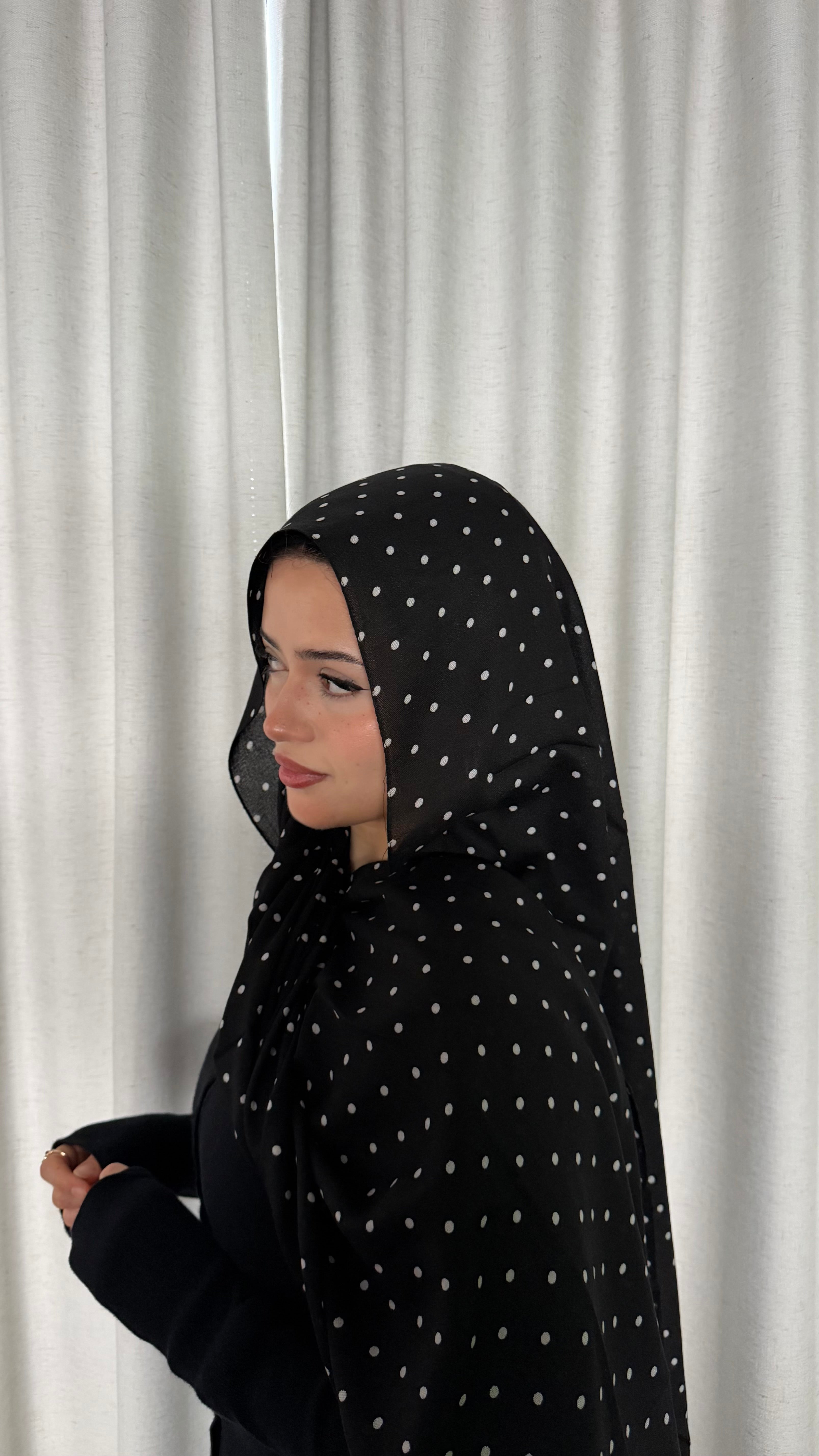 Modal shade "Polka Dot"